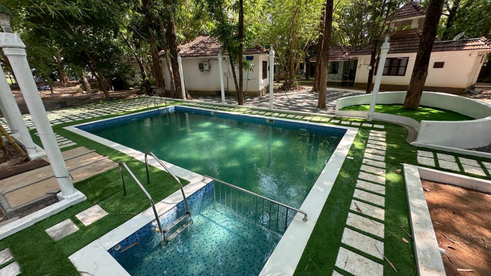 Surya Eco And Wedding Resort Thrissur Exterior photo